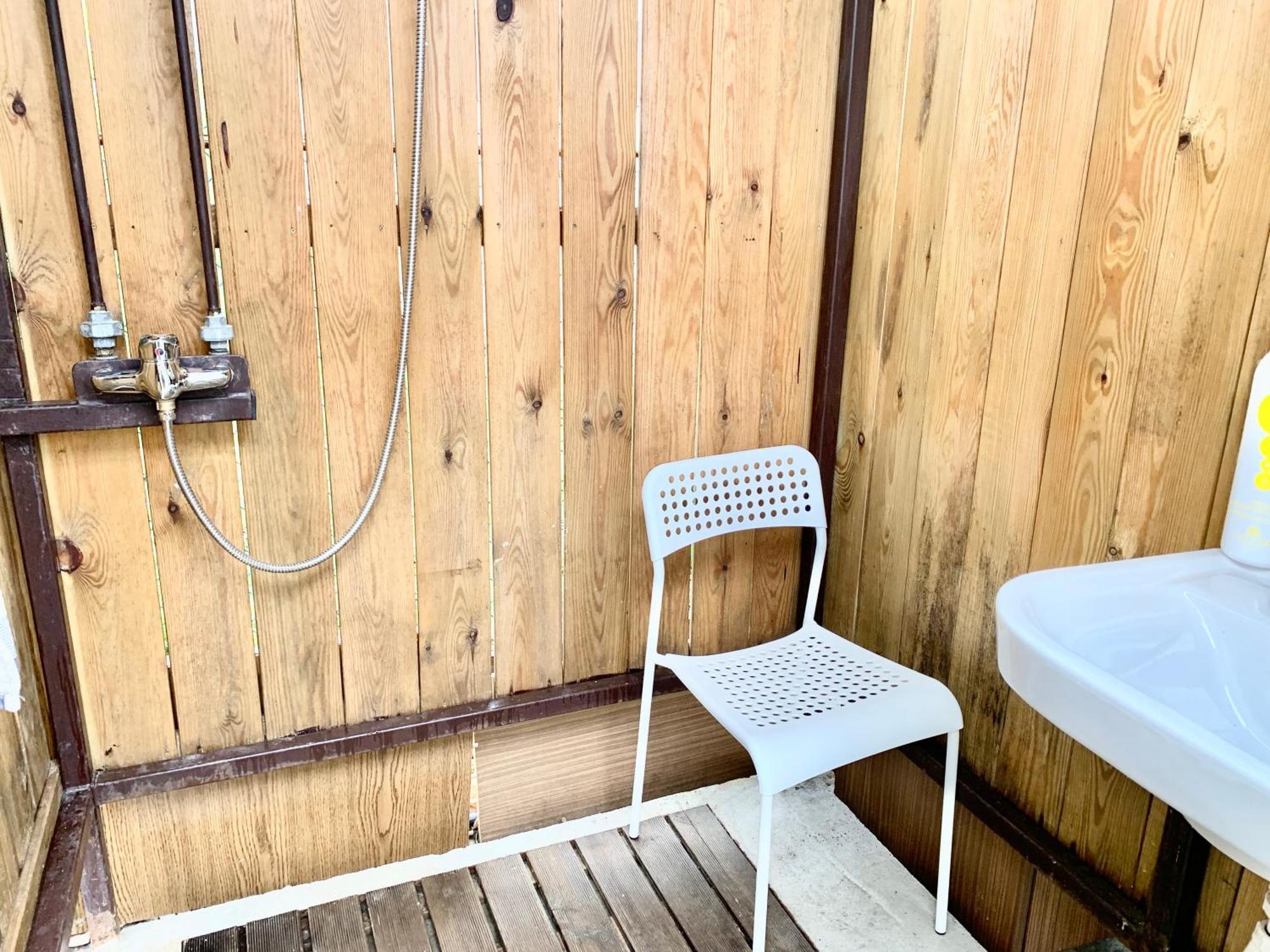 Szarszo Apartment With 3 Rooms And Private Beach, Private Parking Balatonszarszo Exterior foto
